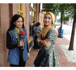 Day 3: Dian Pelangi Buat Video Profil Seharian dengan Stasiun TV Amerika