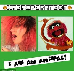 Ganti Warna Rambut Jadi Merah, Katy Perry Mirip Karakter The Muppets