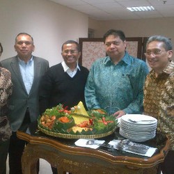 Anggota DPR: Pak Dahlan Suka Nyerempet Aturan, Tapi Niatnya Baik