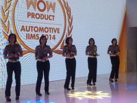 Ketika Polwan Cantik Bernyanyi