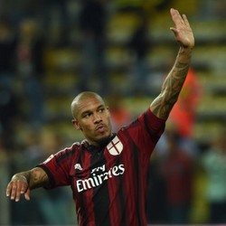Ditanya Soal De Jong dan Abate, Galliani: Mereka Takkan ke Mana-mana