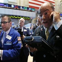 Nike dan Apple Bikin Wall Street Kinclong di Akhir Pekan