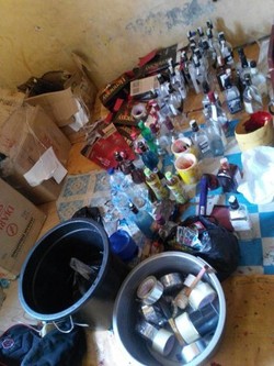 Omzetnya Rp 5,6 Juta/hari, Ini Racikan Miras Oplosan yang Digerebek di Jakut