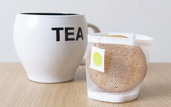 Dengan Cookie Catcher Biskuit Tak Berantakan Saat Dicelupkan Dalam Teh