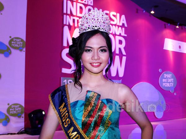 Febrizky, Miss Motor Show Tahun 2014