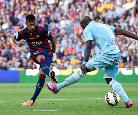 Neymar Hat-trick, Barca Cukur Granada 6-0