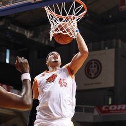 Warriors Jaga Peluang Lolos ke Playoff