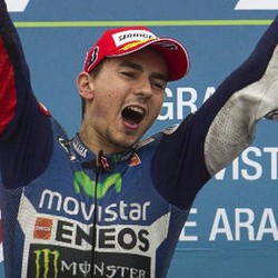 Lorenzo Akhirnya Menang Musim Ini