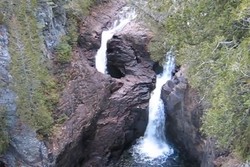 Amerika Punya Air Terjun Setan!