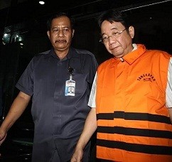 Usai Dijemput Paksa, Bos Sentul City Langsung Ditahan KPK