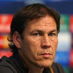Punya Bekal Bagus dan Tak Diunggulkan, Roma ke Etihad Tanpa Tekanan