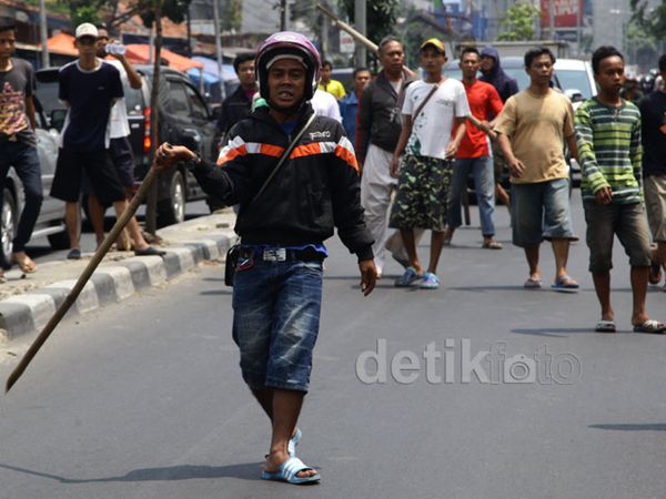 Penertiban Pedagang Hewan Kurban Ricuh