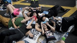 Ponsel, Senjata Demonstran Muda di Hong Kong