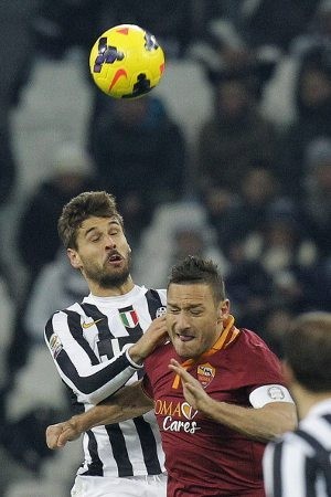 Tiket Juve-Roma Ludes Terjual