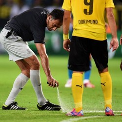 Vanishing Spray Dilarang Dipakai di Bundesliga