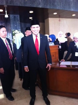 Banyak Dipilih Ibu-ibu, Krisna Mukti Siap Kreatif di Komisi I DPR