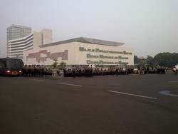 Amankan Pelantikan, Polri Siagakan 1.300 Personel di Sekitar Gedung DPR