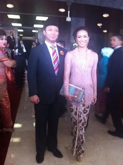 Keponakan Prabowo Siapkan Kebaya Khusus 1 Bulan Sebelum Pelantikan DPR