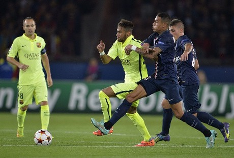 Sengit, PSG Kalahkan Barca 3-2