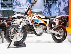 Supermoto Listrik KTM Bertenaga 22 HP