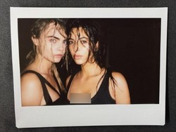 Siapkan Proyek Rahasia, Kim Kardashian dan Cara Delevigne Seksi Basah-basahan