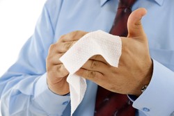 Diprotes karena Tak Sediakan Tisu Basah Beralkohol, KFC Halal di Inggris Minta Maaf