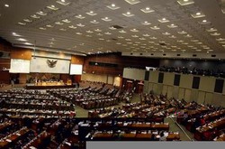 Belum Genap 24 Jam Dilantik, Anggota DPR Baru Sudah Buat Gaduh