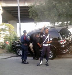 Bagian Depan Fortuner ini Rusak Berat Setelah Tabrak Tiang Listrik di Kemayoran