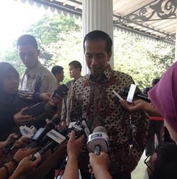 Jokowi-JK Kunjungi Pameran Batik Pasar Klewer di Pasaraya Blok M