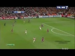Diwarnai Hat-trick dan Satu Kartu Merah, Arsenal Taklukan Galatasaray 4-1