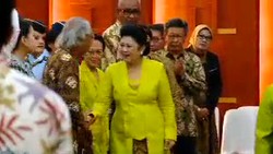 Hadiri Hari Batik Nasional, Ibu Negara Berharap Batik Makin Dicinta