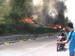 Ratusan Lapak Pedagang di Kawasan Wisata Candi Borobudur Ludes Terbakar