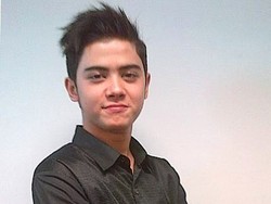 Aliando Senang Bisa Kurban Kambing dari Penghasilan Sendiri