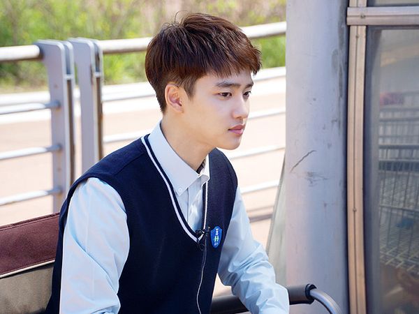 Mengintip D.O EXO Pemotretan Poster Film Cart Mengintip D.O EXO Pemotretan Poster Film Cart