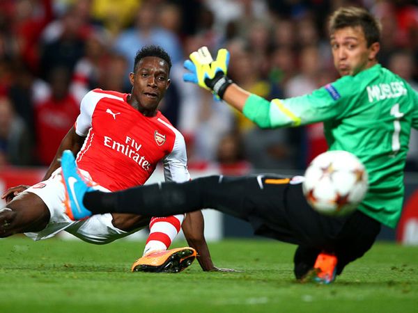 Arsenal Gulung Galatasaray