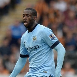 Kompany: Yaya Toure Sedang Menurun? Tidak Kok