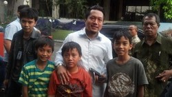 Anggota DPRD yang Vellfire-nya Rusak Minta Polisi Ringkus Pimpinan FPI