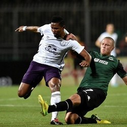 Gol Etoo Selamatkan Everton dari Kekalahan