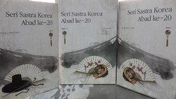 Buku Seri Sastra Korea Abad ke-20 Diluncurkan