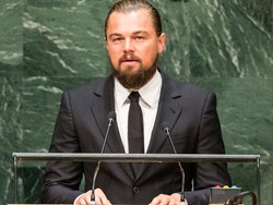 Leonardo DiCaprio Batal Tampil di Film Steve Jobs?
