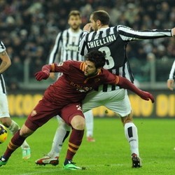Chiellini: Juve vs Roma Takkan Menentukan Apa-apa