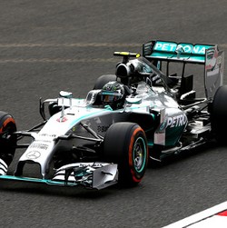 Mercedes Langsung Tancap Gas, Rosberg Tercepat