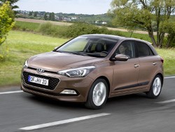 Hyundai i20 Generasi Terbaru Tampil Lebih Berani