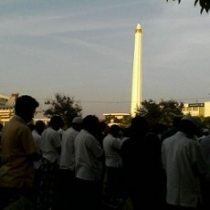 Kisah Nabi Ibrahim Jadi Materi Khotbah Salat Idul Adha di Tugu Pahlawan Surabaya