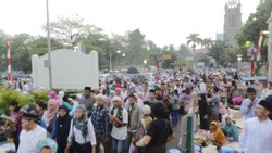 Jamaah Mulai Padati Masjid Istiqlal untuk Salat Ied Idul Adha 1435 H