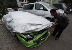 Polisi Cari Rekaman CCTV Kecelakaan Lamborghini Hotman di Tol Ancol