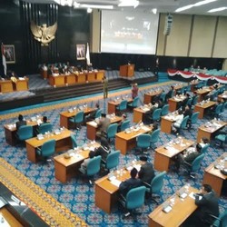 Fraksi PPP Puji Kinerja Jokowi, Paripurna DPRD DKI Bergemuruh