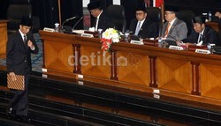 Tok! DPRD DKI Resmi Terima Pengunduran Diri Jokowi