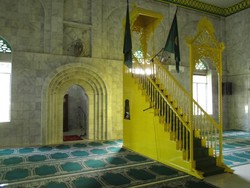 Masjid Lama Gang Bengkok, Simbol Kerukunan Beragama di Medan