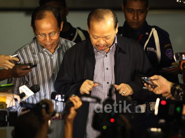 Sutan Bhatoegana Usai Diperiksa KPK